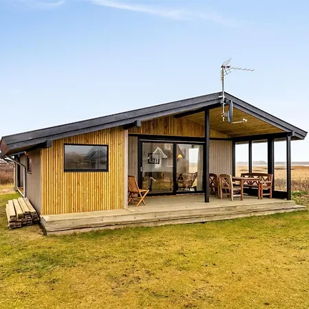 Vakantiehuis Waghn - 250m From The Sea By Interhome Harboør