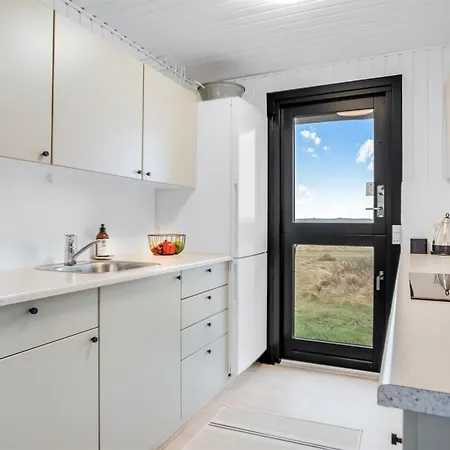 Waghn - 250m From The Sea By Interhome 度假居