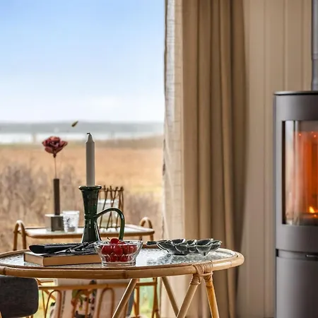 Waghn - 250m From The Sea By Interhome 度假居 *